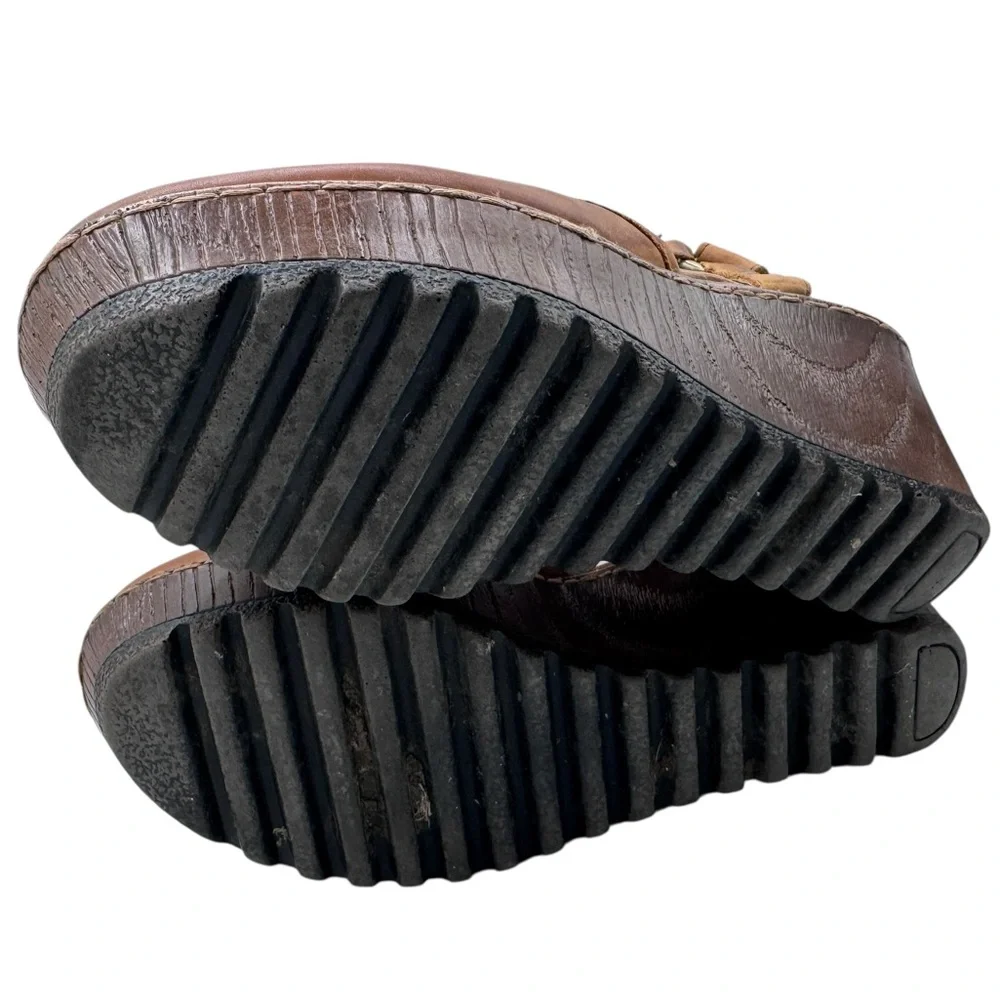 boc Brown Leather Women's Wedge Sandals - Size 7 - Picture 10 of 11